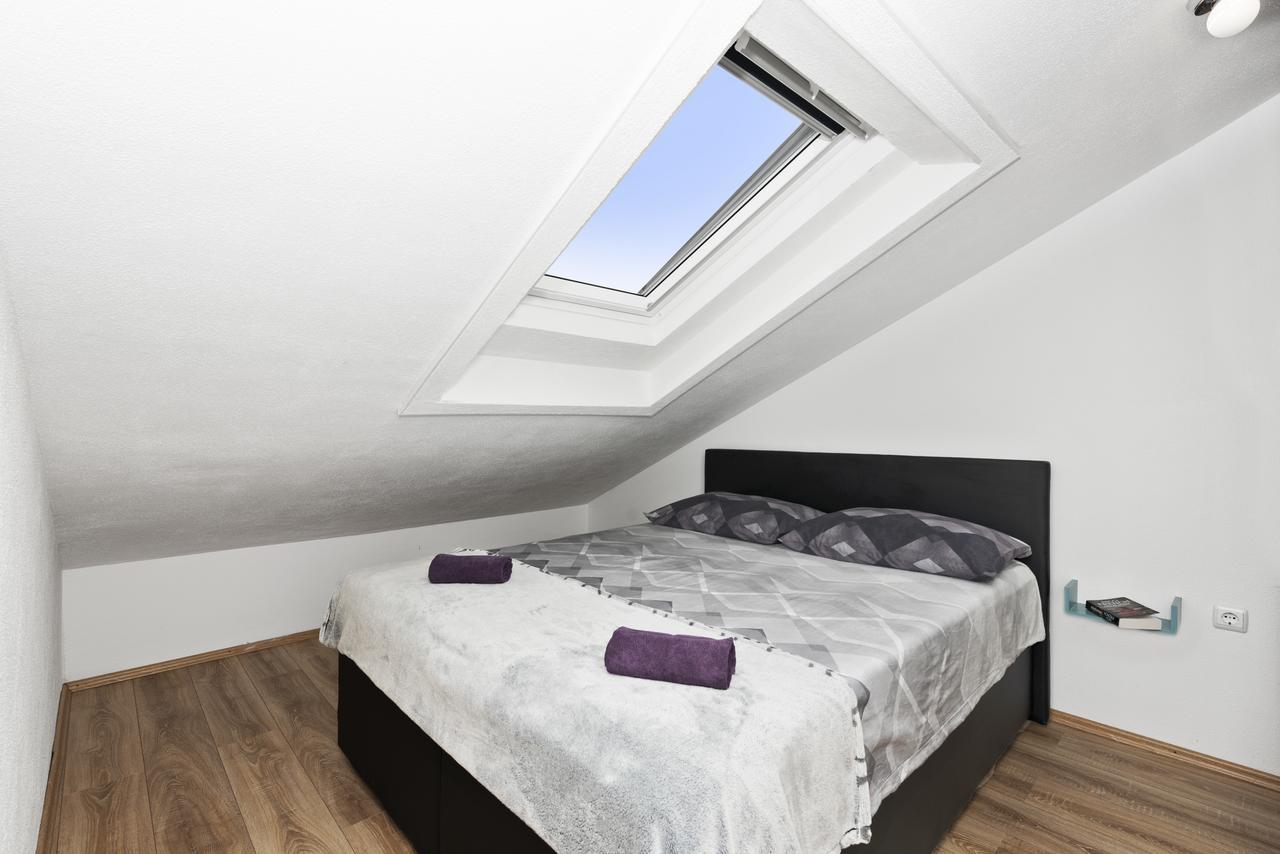Apartment Nikola Trogir Extérieur photo