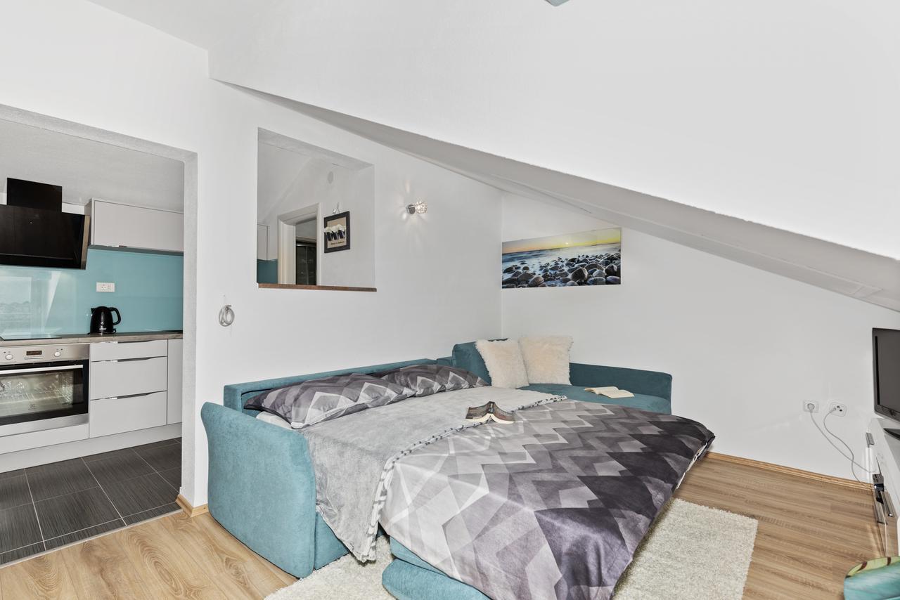 Apartment Nikola Trogir Extérieur photo