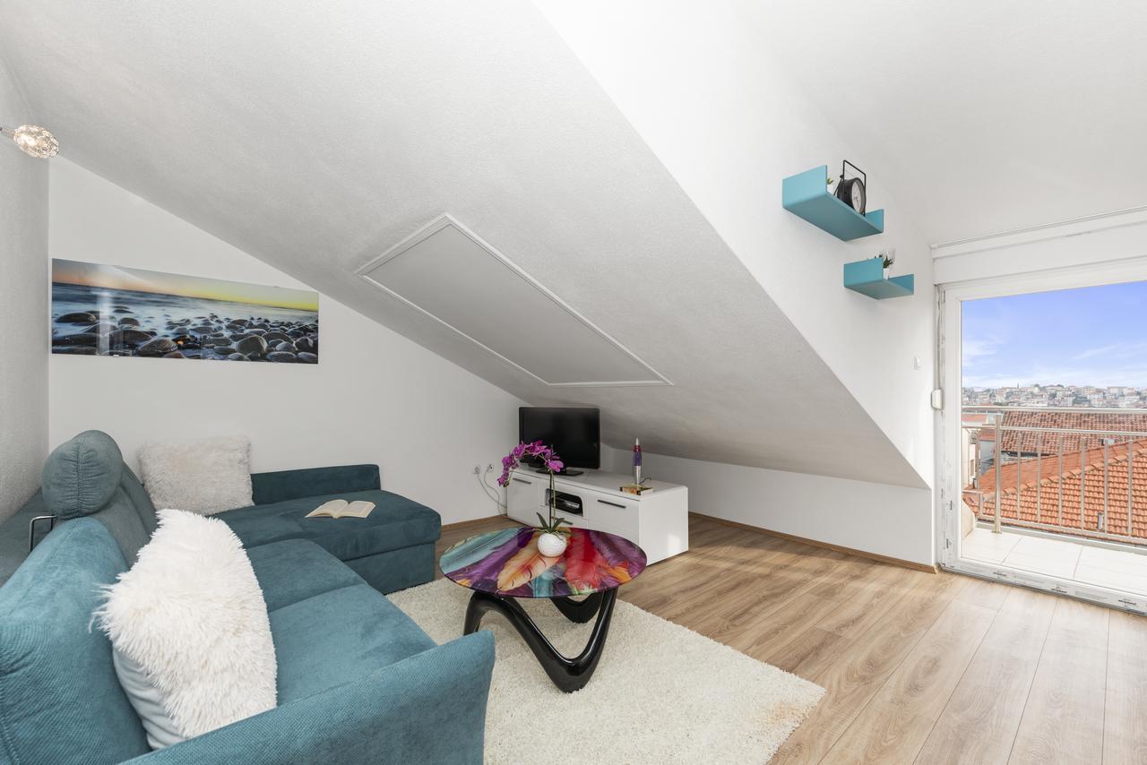 Apartment Nikola Trogir Extérieur photo